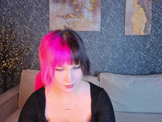 Ekimmj-age live cam on BongaCams