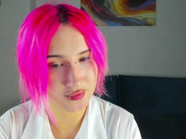 Ekimmj-age live cam on BongaCams