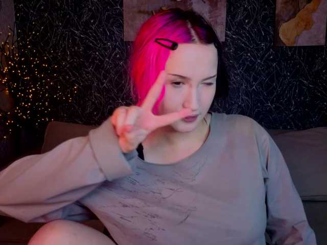 Ekimmj-age live cam on BongaCams