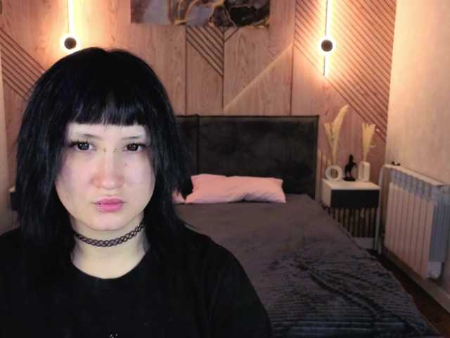 Ekimmj-age live cam on BongaCams