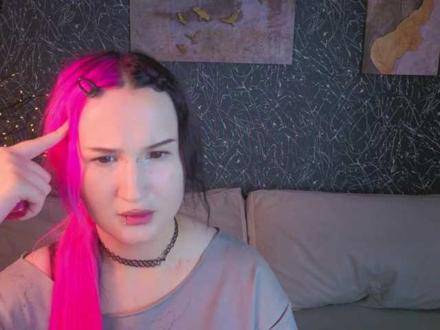 Ekimmj-age live cam on BongaCams