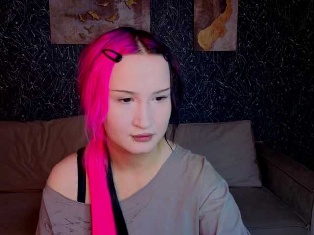 Ekimmj-age live cam on BongaCams