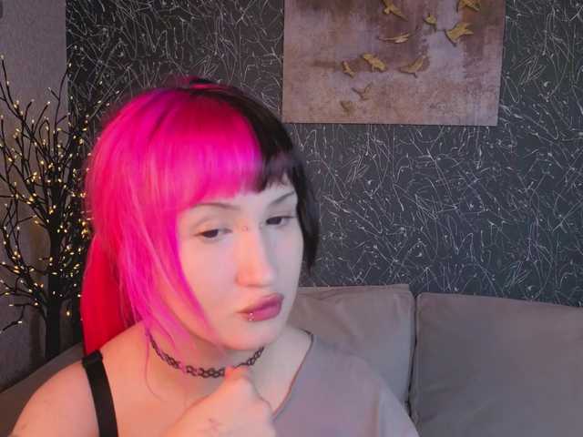 Ekimmj-age live cam