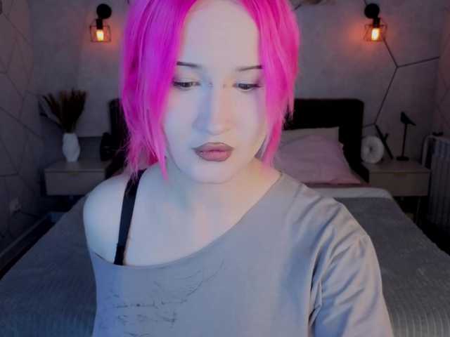 Ekimmj-age live cam on BongaCams