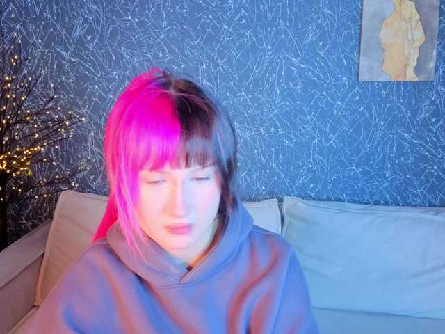 Ekimmj-age live cam on BongaCams
