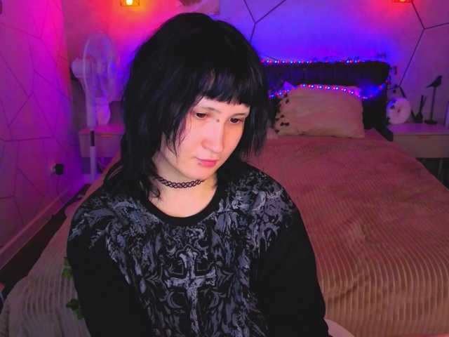 Ekimmj-age live cam on BongaCams