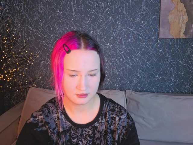 Ekimmj-age live cam on BongaCams