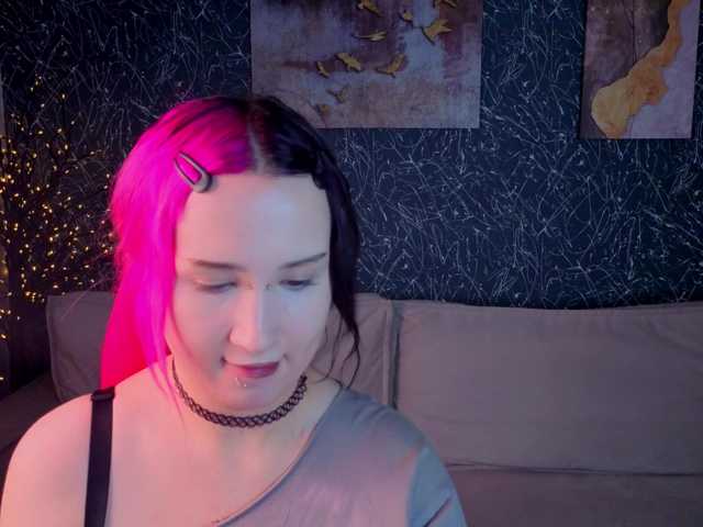 Ekimmj-age live cam on BongaCams