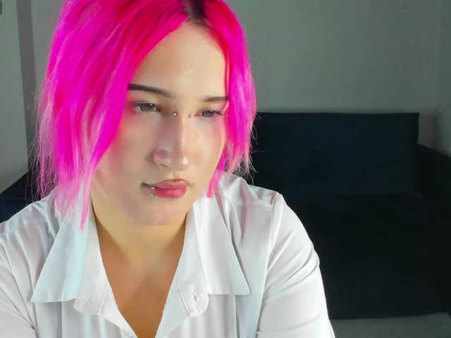Ekimmj-age live cam on BongaCams