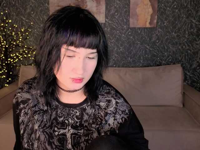 Ekimmj-age live cam on BongaCams