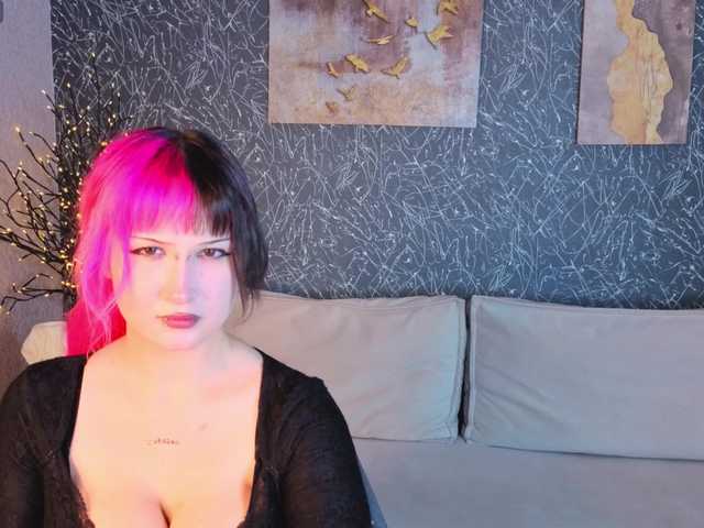 Ekimmj-age live cam on BongaCams
