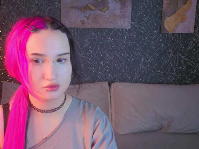 Ekimmj-age live cam on BongaCams