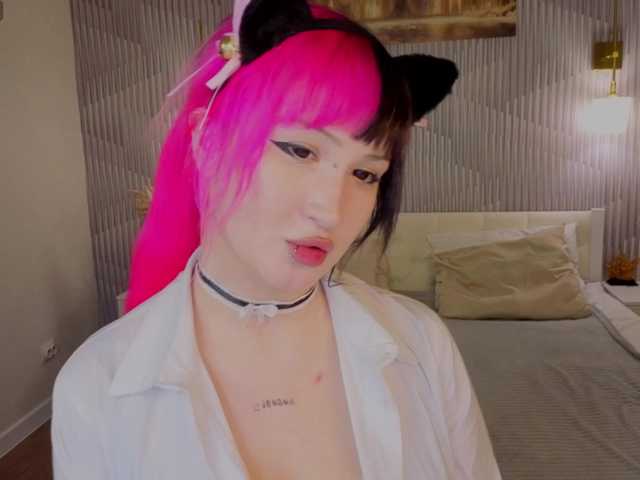 Ekimmj-age live cam on BongaCams