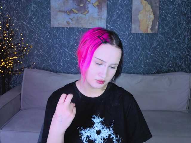 Ekimmj-age live cam on BongaCams