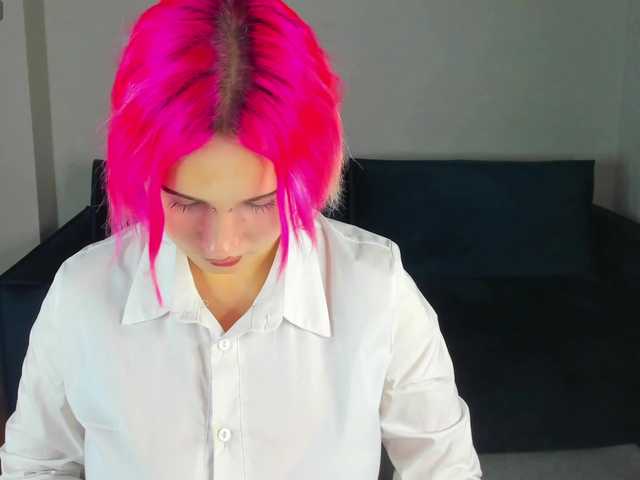 ekimmj-age live sex show