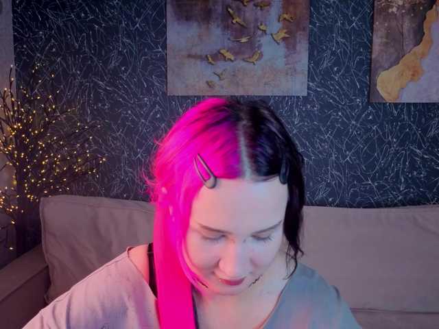 Ekimmj-age live cam on BongaCams