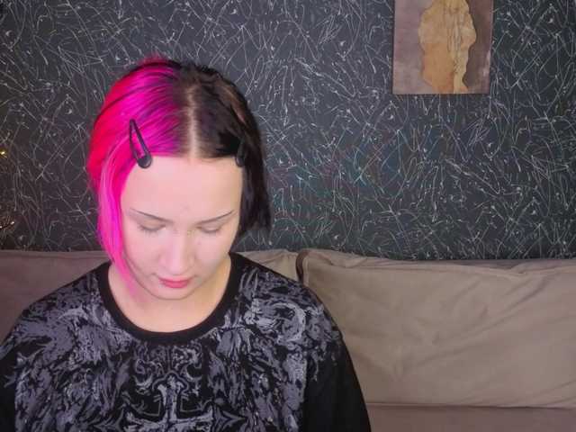Ekimmj-age live cam on BongaCams
