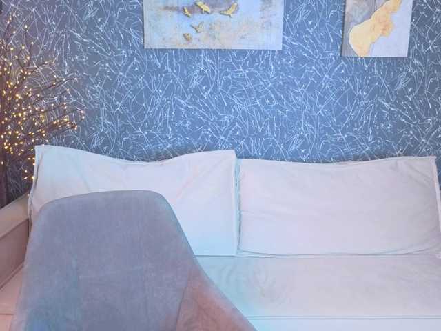 Ekimmj-age live cam on BongaCams