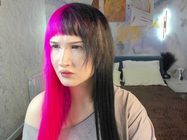 Ekimmj-age live cam on BongaCams