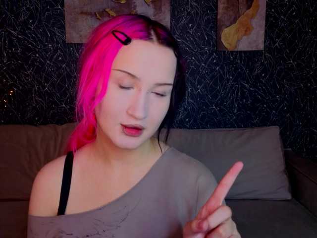 Ekimmj-age live cam on BongaCams