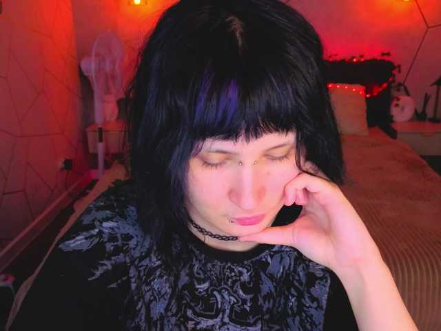 Ekimmj-age live cam on BongaCams