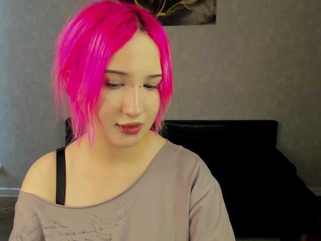 Ekimmj-age live cam on BongaCams