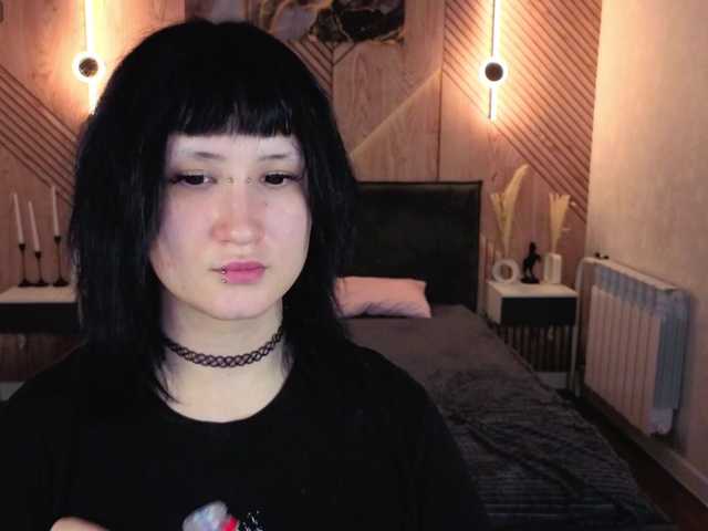 Ekimmj-age live cam on BongaCams