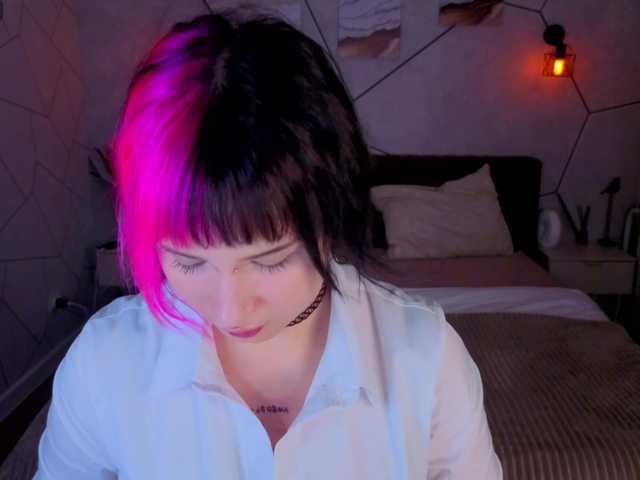 Ekimmj-age live cam on BongaCams