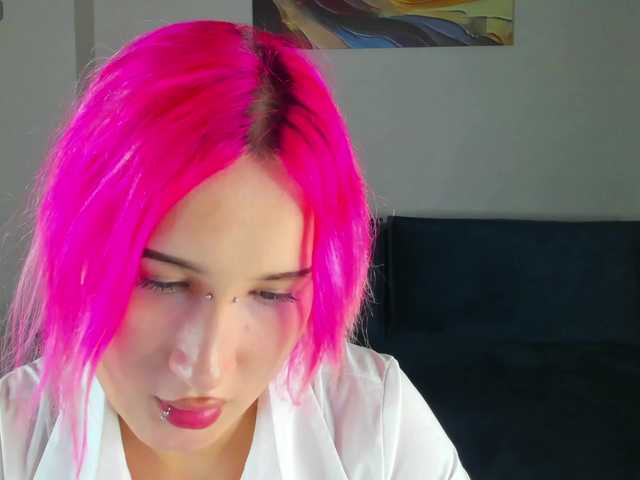 Ekimmj-age live cam on BongaCams