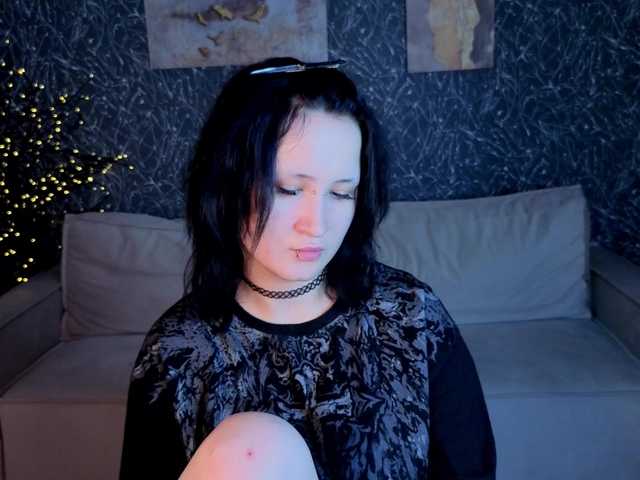 Ekimmj-age live cam on BongaCams