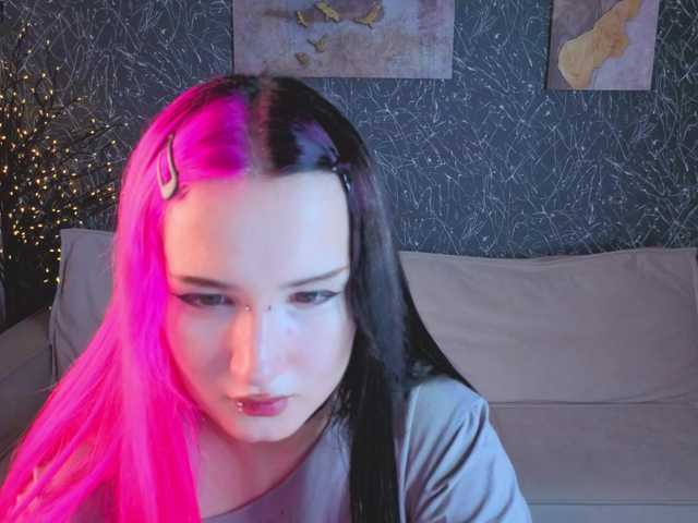 Ekimmj-age live cam on BongaCams