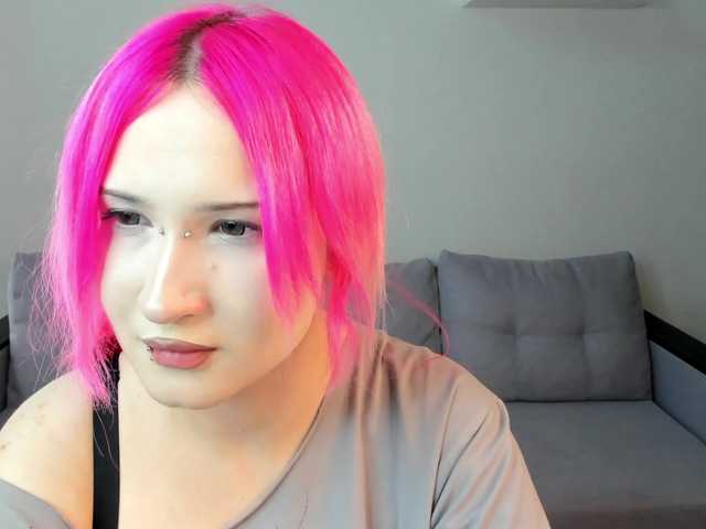 Ekimmj-age live cam on BongaCams