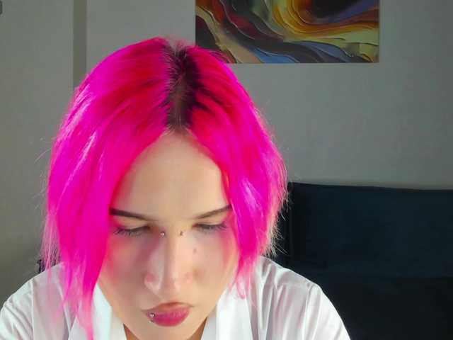 ekimmj-age live sex show