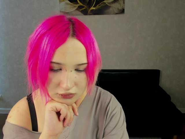 Ekimmj-age live cam on BongaCams