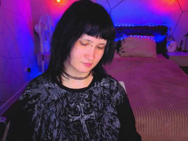 Ekimmj-age live cam preview