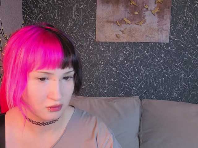 Ekimmj-age live cam on BongaCams