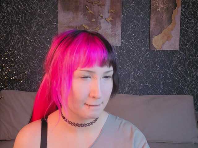 Ekimmj-age live cam on BongaCams