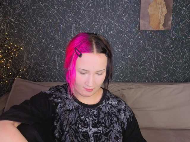 Ekimmj-age live cam on BongaCams
