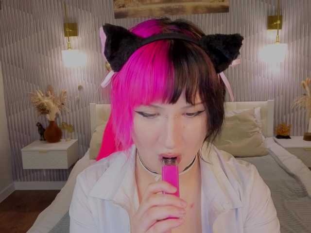 Ekimmj-age live cam on BongaCams