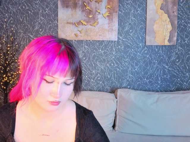 Ekimmj-age live cam on BongaCams