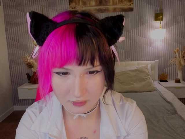 Ekimmj-age live cam on BongaCams