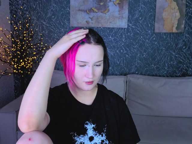Ekimmj-age live cam on BongaCams