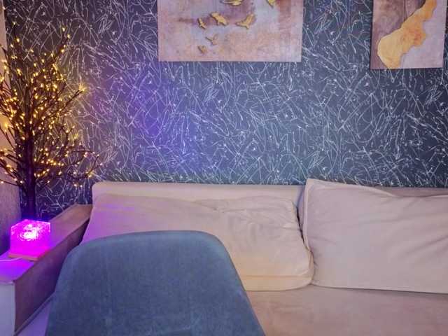 Ekimmj-age live cam on BongaCams