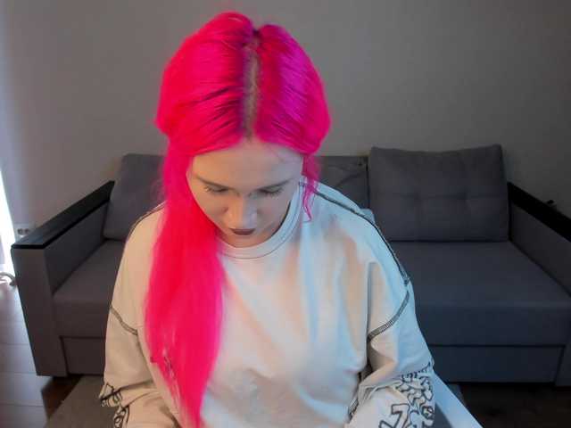Ekimmj-age live cam on BongaCams
