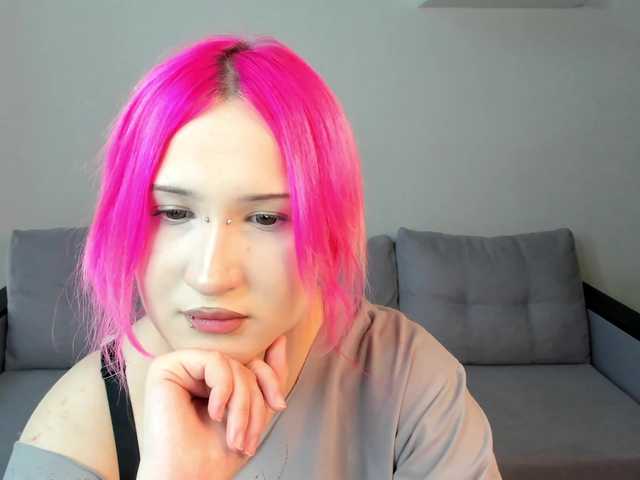 Ekimmj-age live cam on BongaCams