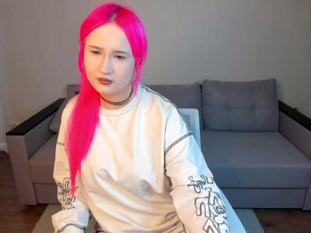 Ekimmj-age live cam on BongaCams