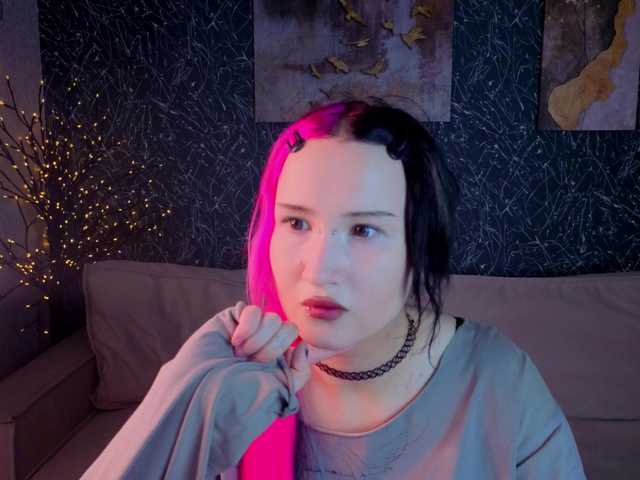 Ekimmj-age live cam on BongaCams