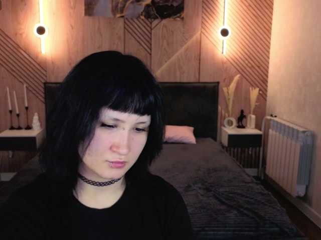 Ekimmj-age live cam on BongaCams