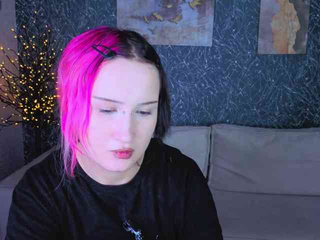 Ekimmj-age's webcam live show