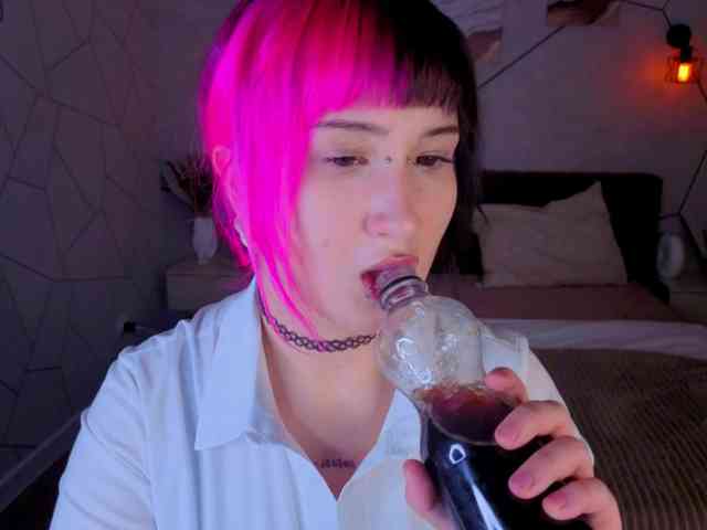 Ekimmj-age webcam